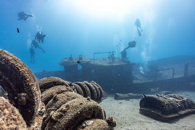 2-Tank Dive Featuring the Molokini Crater - Weather, cancellations, and the 24-hour rule