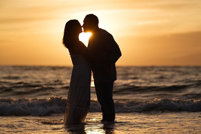 A Maui Beach Photoshoot in Wailea - Why Mokapu Beach works so well for family pictures