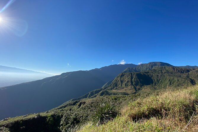 Amazing Maui Ridge Hike - A private tour helps mixed-ability groups