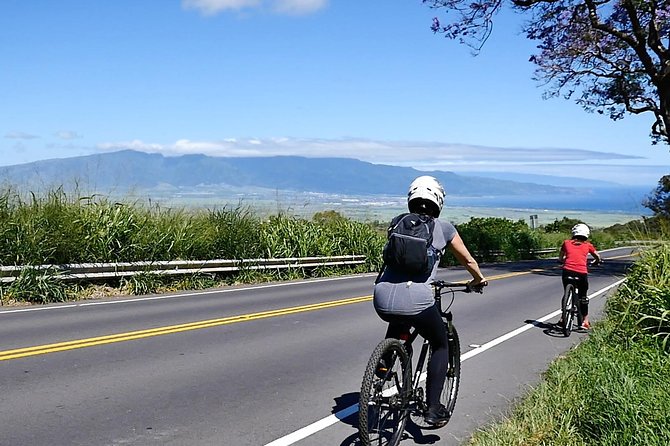 Best Haleakala Downhill Self-Guided Bike Tour with Maui Sunriders - Makawao brings the best cultural stop