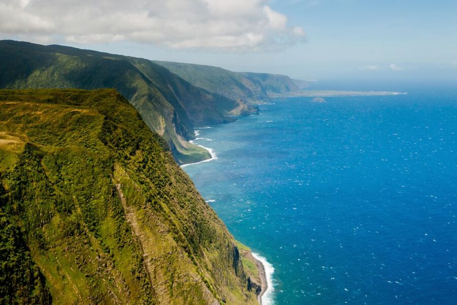 Central Maui: Two-Island Scenic Helicopter Flight to Molokai - Who will get the most from this flight