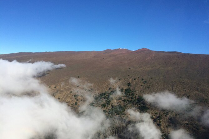 Complete Island 60-Minute Helicopter Tour - Why the pilot matters more than you might expect
