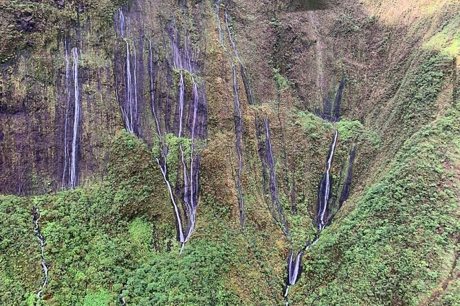 Complete Island 60-Minute Helicopter Tour - Who will get the most from this flight