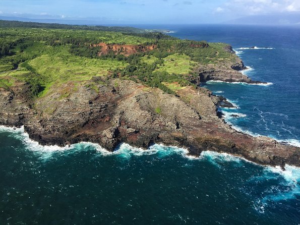 Doors Off West Maui and Molokai 45 minute Helicopter Tour - Why this flight feels different from a regular helicopter tour