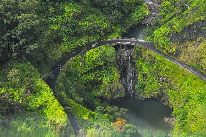 Explore Maui in a Polaris Slingshot Rental from Kihei - Driving Toward the Crater