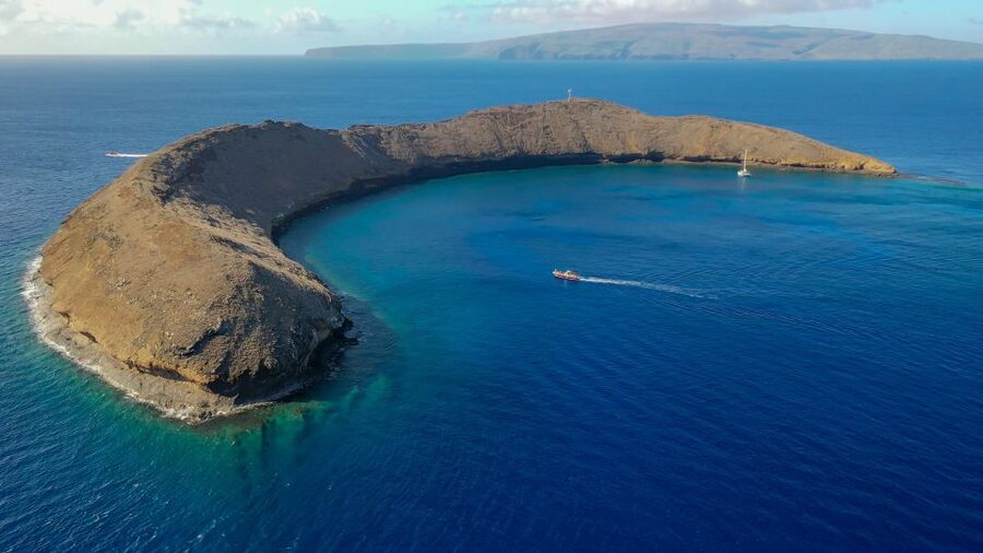 From Kihei: Molokini Crater and Turtle Town Snorkeling - Is $179 a fair price?