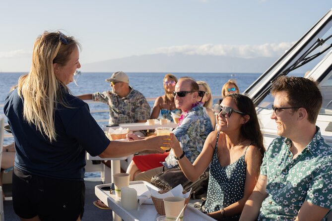 From Ma'alaea Harbor: Sunset Dinner Cruise Aboard the Quicksilver - Winter whales and other wildlife