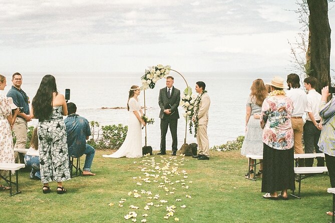 Get Married on Maui - What happens during the 1.5 to 2 hour ceremony