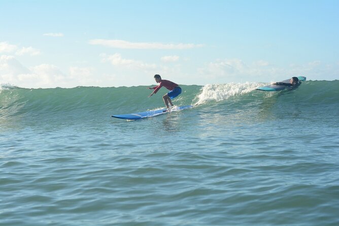 Group Surf Lesson at Kalama Beach in Kihei - The instructors make the difference