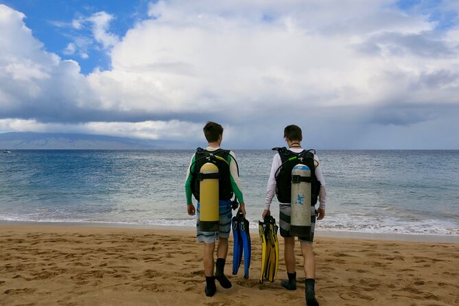 Guided Scuba Dive in Lahaina: Certified - A shore entry at Ka’anapali Beach