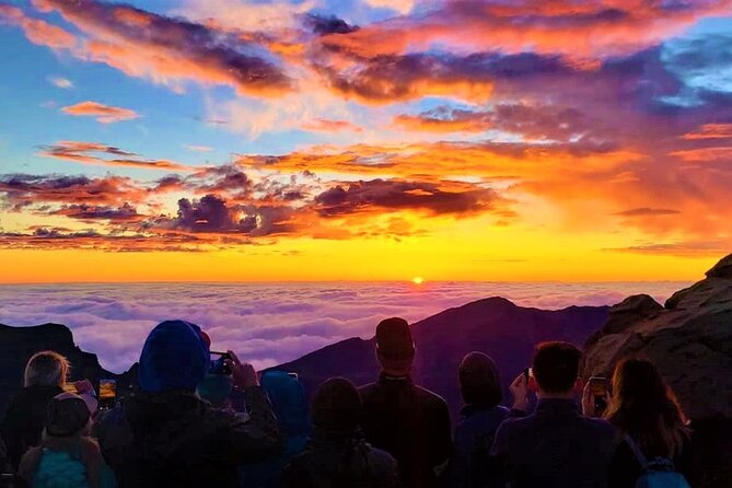 Haleakala Classic Vehicle Sunrise Tour with Breakfast - Haleakala National Park: crater, stars, and wide views