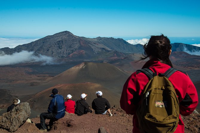 Haleakala Crater Hiking Experience - The 8,000-foot start and the first crater views