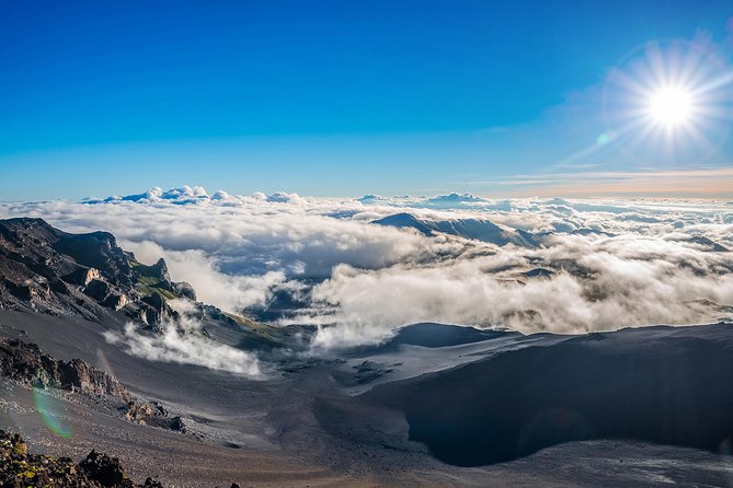Haleakala National Park with Breakfast and South Side Pickup - Breakfast at Maui Tropical Plantation