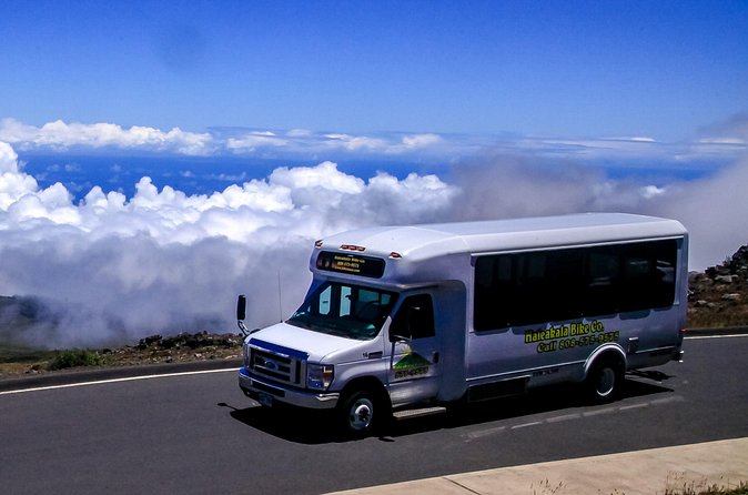 Haleakala's Best Sunset Tour with Dinner - Stargazing after dark