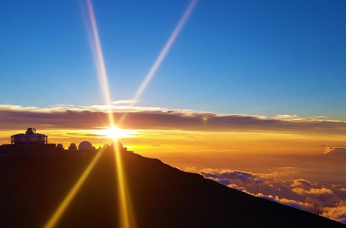 Haleakala's Best Sunset Tour with Dinner - Booking, cancellation, and practical planning