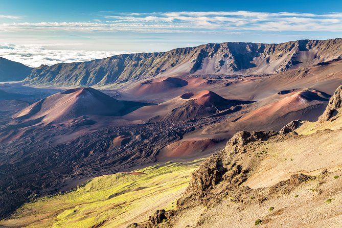 Haleakala Sunrise Self-Guided Audio Tour - Kalahaku and Leleiwi show different sides of the crater