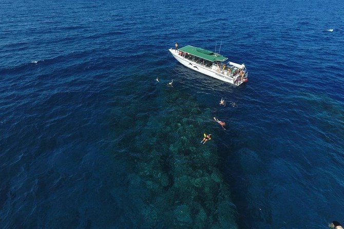 Half Day Snorkel to Lanai from Kaanapali Beach + Dolphin Search - Leaving Kaanapali Beach for the Open Water