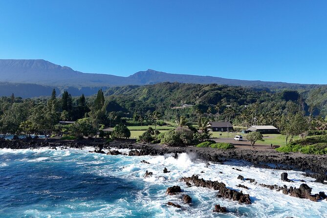 Halfway Road to Hana - Small Group — Taste of Hana & Waterfalls - What the van ride is really like