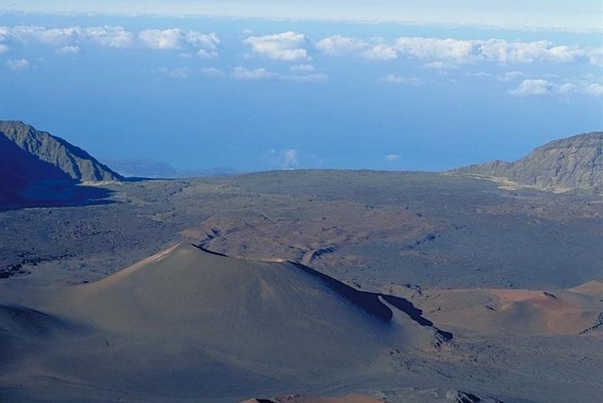 Hana Rainforest and Haleakala Crater Helicopter Tour - Important weight and cabin rules