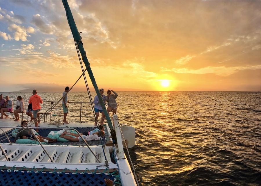 Kaanapali: Sunset Dinner Catamaran Cruise With Drinks - Who should book this Kaanapali sunset cruise
