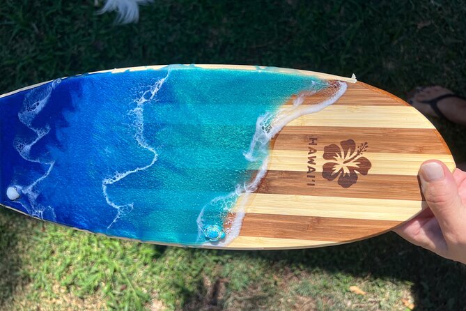 Make your own Maui Souvenir/Ocean resin class - The outdoor setting adds to the experience