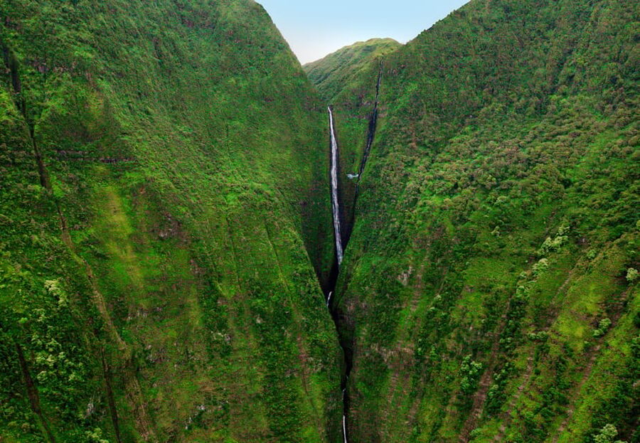 Maui and Molokai: Spectacular Helicopter Tour - Practical details that can make or break the morning