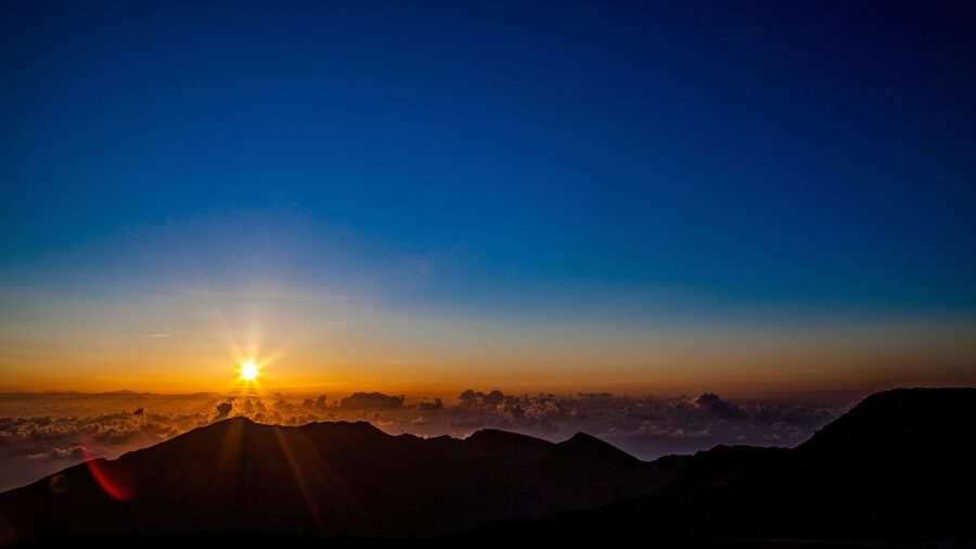 Maui: Haleakala National Park Sunrise Tour - Why Haleakalā sunrise feels unlike a normal viewpoint
