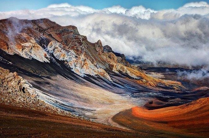 Maui Haleakala Self Paced Downhill Bike Tour with Mountain Riders - Makawao brings food, shops, and paniolo character