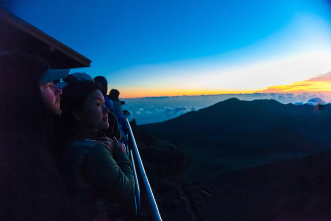 Maui: Haleakala Sunrise Spectacular with Local Breakfast - The guides can shape the whole morning