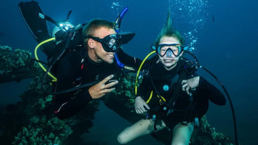 Maui: Intro to Scuba Diving from Shore - Lahaina - The short PADI eLearning course comes first