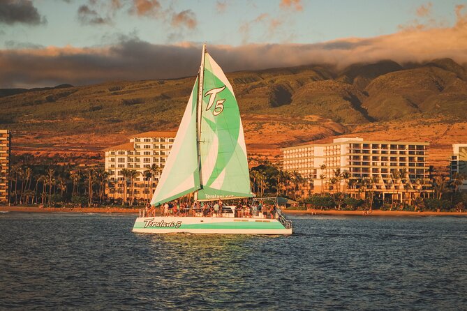 Maui: Ka'anapali Luxury Sunset Cocktail Sail with Open Bar - What the two-hour itinerary feels like