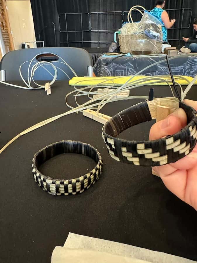 Maui: Lauhala Bracelet Weaving Craft Class - The Queen Kaahumanu Center setting