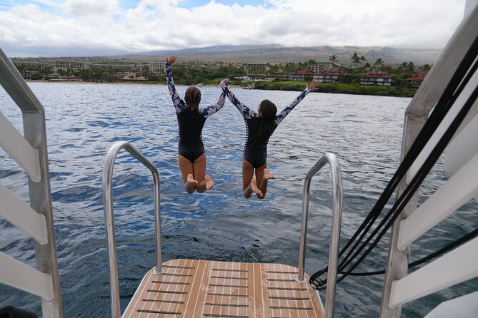 Maui: Molokini and Turtles Luxury Yacht Snorkel - Crew care is a major part of the value
