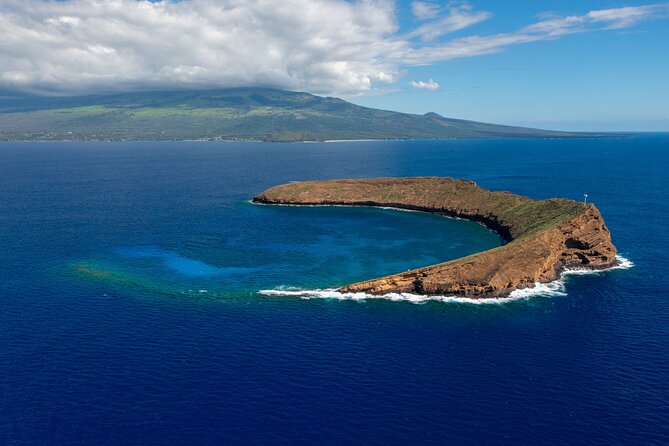 Maui: Molokini and Turtles Luxury Yacht Snorkel - Molokini Crater: clear water with a weather clause