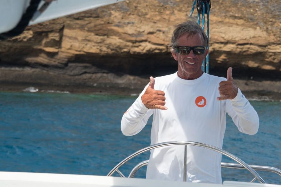 Maui: Molokini Snorkel and Performance Sail with Lunch - Group size, comfort, and the drawbacks
