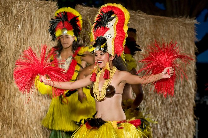 Maui Nui Luau at the Sheraton Maui Resort & Spa - From lei greeting to imu ceremony