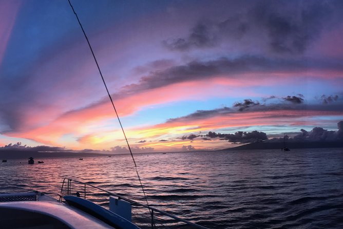 Maui Premium Sunset Dinner Cruise from Ka’anapali Beach - Music, service, and the mood onboard