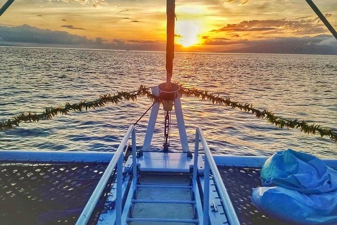 Maui Premium Sunset Dinner Cruise from Ka’anapali Beach - Indoor comfort, outdoor views, and getting wet