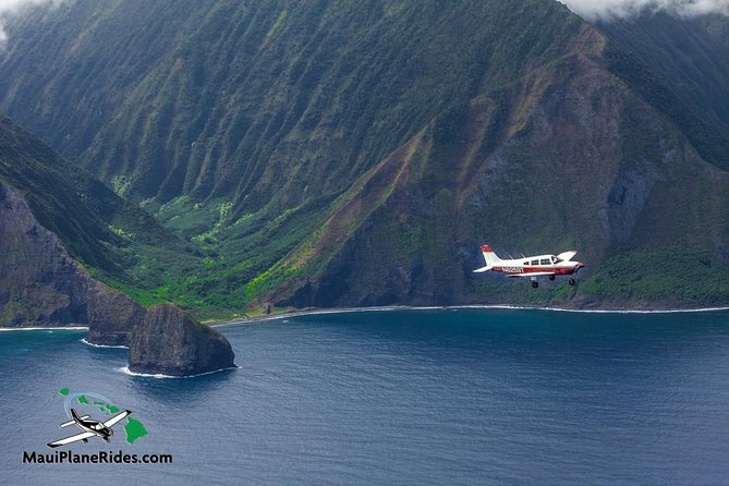 Maui -PRIVATE- Air Tour FUN: 3 Islands: (2-5 people): SEE it ALL! - Molokai’s sea cliffs from the air