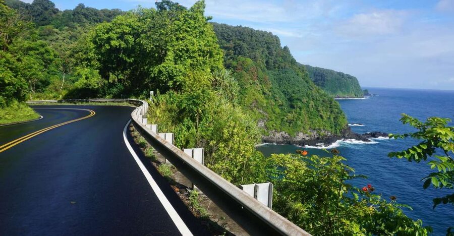 Maui: Private Guided Halfway to Hana Tour - Starting in Maui’s agricultural basin