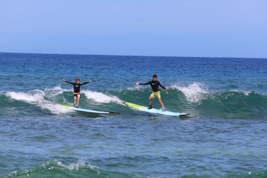 Maui: Private Surf Lesson - Getting fitted with board, leash, and water gear