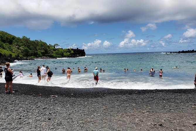 Maui Private Tour - Road to Hana Adventure - Just for Your Group - Seven Pools and Pua’a Ka’a State Park