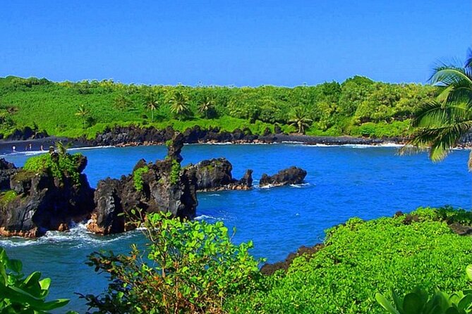 Maui: Small Group Road to Hāna Tour 6 to 8 passengers - Why a small van makes the Road to Hāna easier
