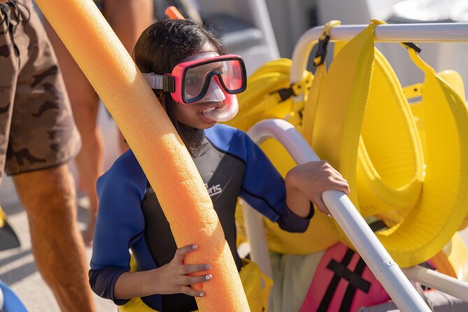 Maui Snorkeling Adventure to Molokini and Turtle Town - Breakfast, lunch, and drinks included