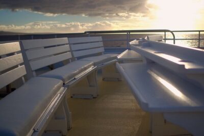 Maui Sunset Dinner Cruise – A Hawaiian Hula Experience