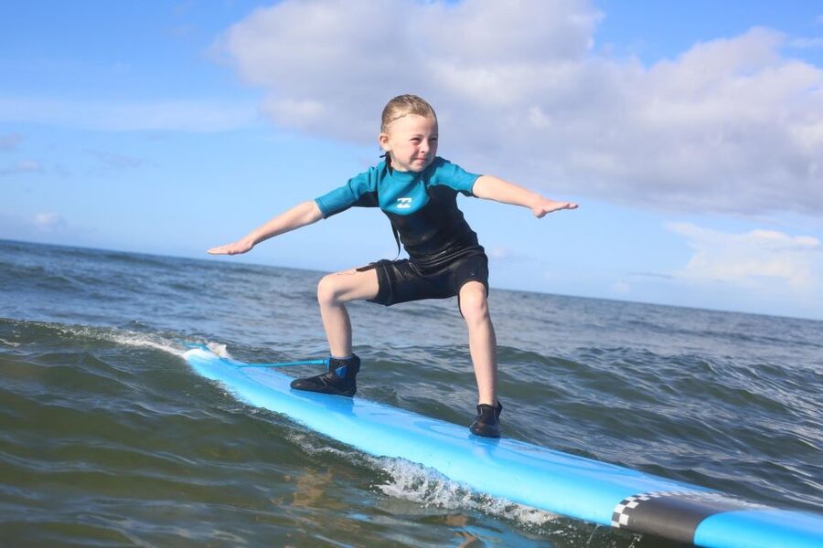 Maui: Surf Lessons for Families, Kids, and Beginners - The land lesson: safety before the first wave