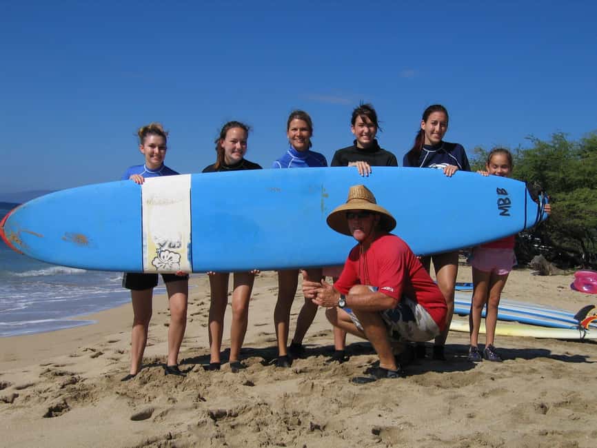 Maui: Surfing Lesson for everyone ; pure fun! - Moving into Maui’s warm water