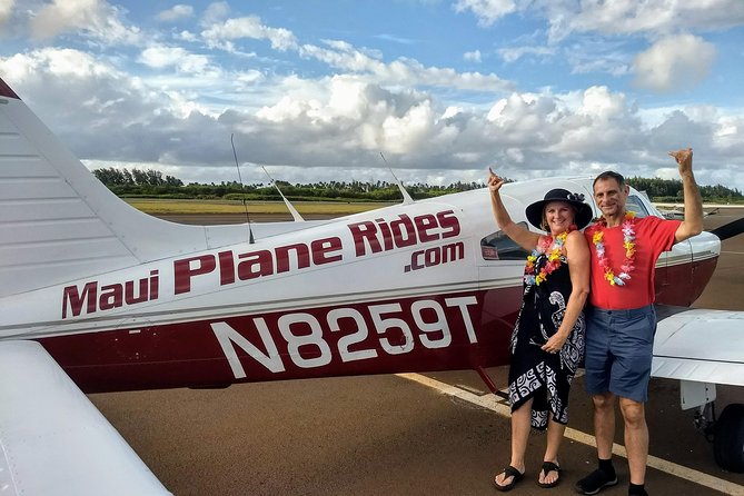 Maui Whale Watching -PRIVATE- Air Tour: (2-5 People): SEE WHALES! - Crossing Maui’s central valley