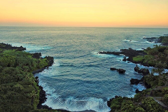 Private Full Day Hana Jeep Tour - Pua‘a Ka‘a is your chance for a freshwater break