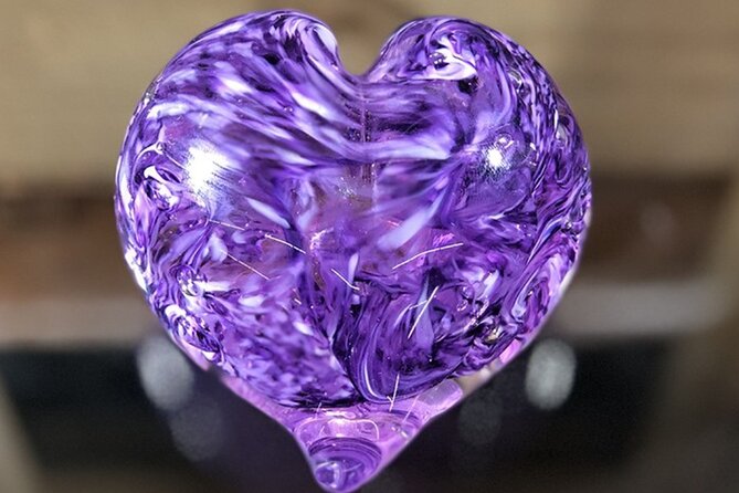 Private One Piece Glassblowing Lesson for 1 or 2 People - Working step by step with the instructor